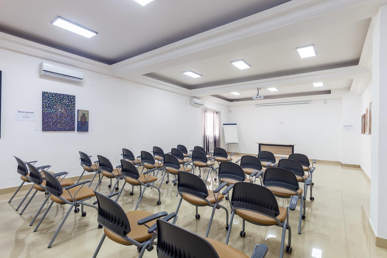 Wakola Hotel Cheikh Anta Dakar Zewnętrze zdjęcie